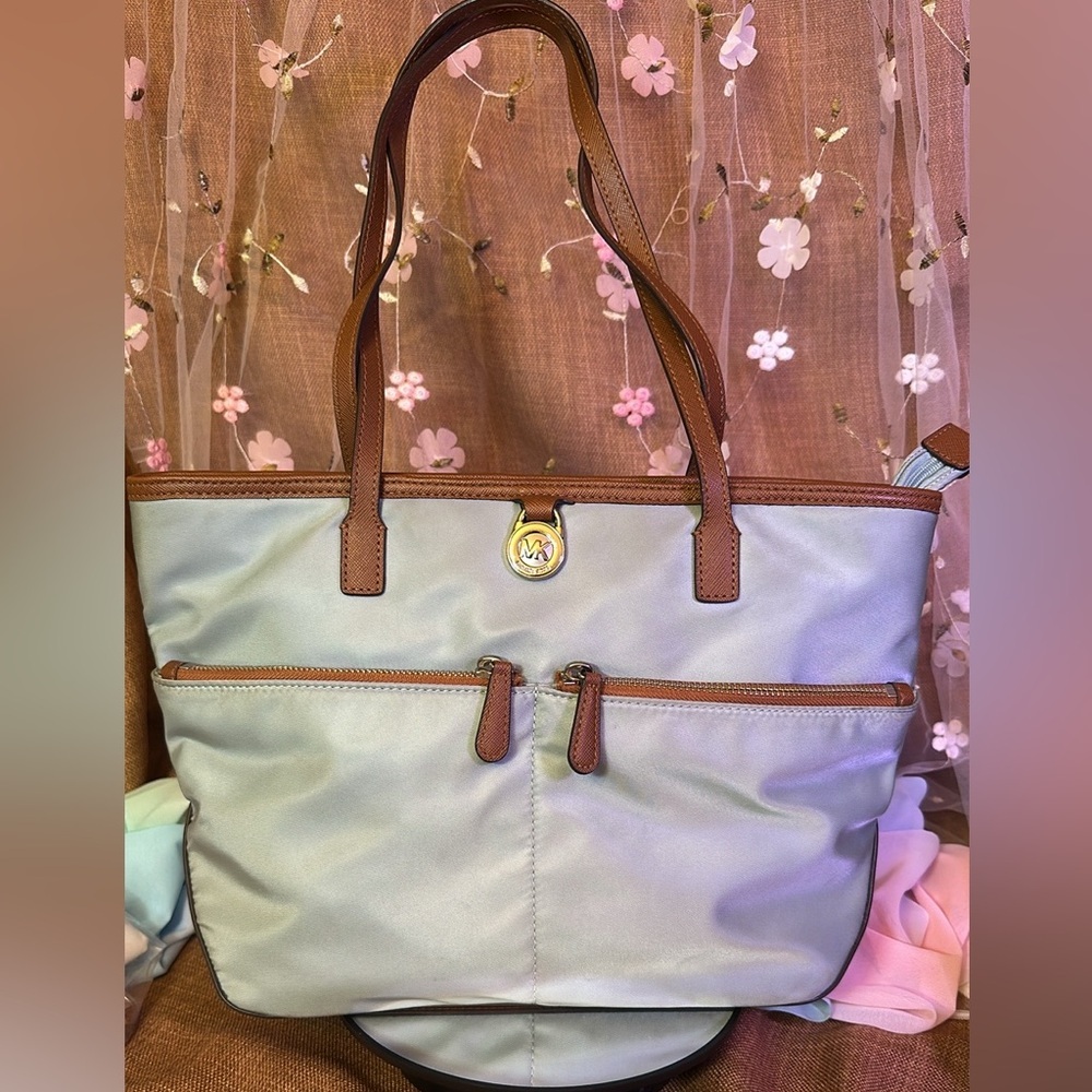 Michael Kors Nylon Shoulder Bag EUC